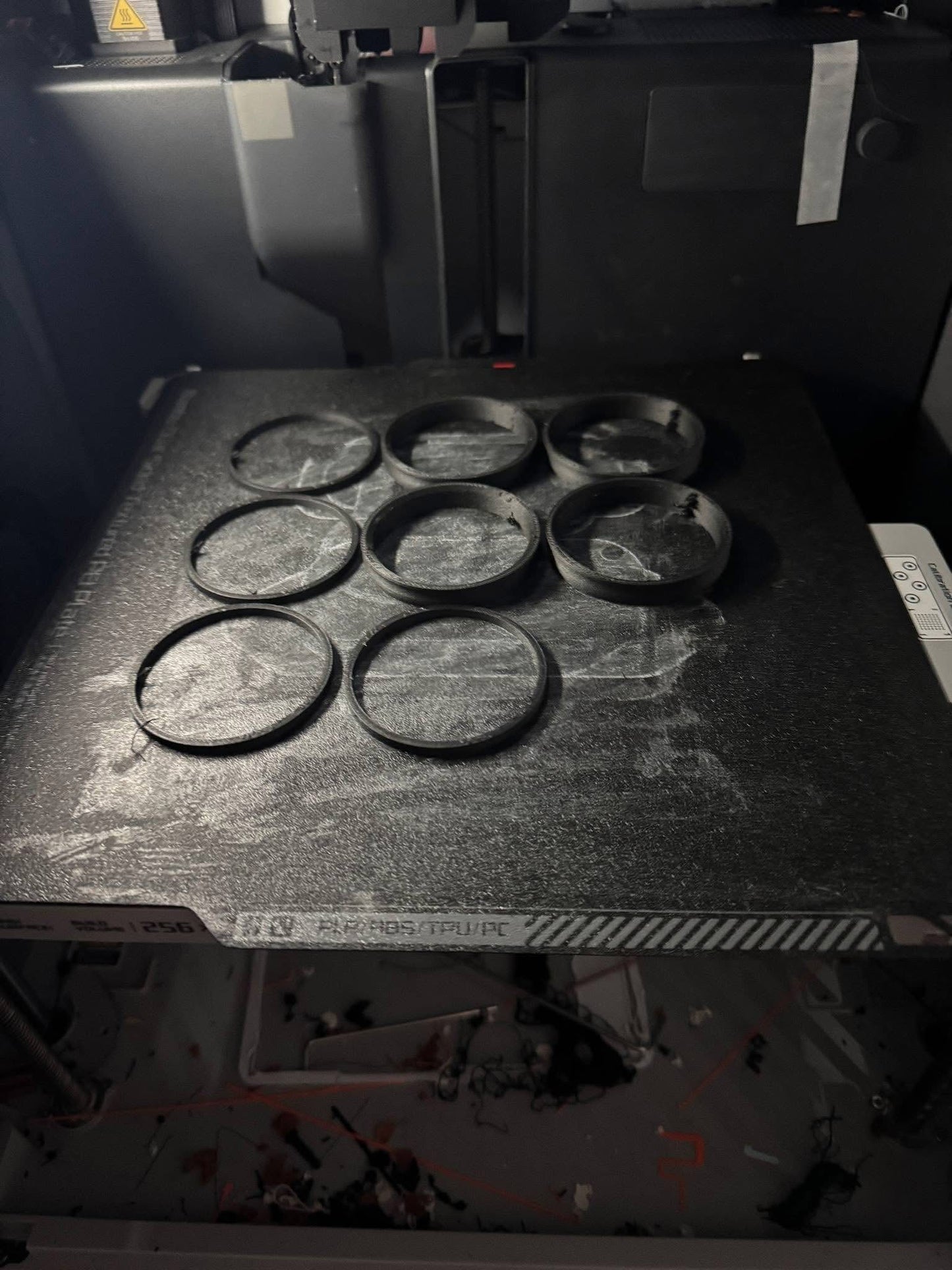 Crossover seals (GM 10376929) and retainers